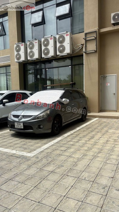 Xe Mitsubishi Grandis 2.4 AT 2005