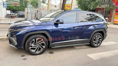 Xe Hyundai Tucson 1.6 AT Turbo HTRAC Đặc biệt 2025