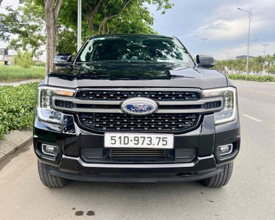 FORD RANGER XLS 2.0AT 2024 ĐI 17.000KM MỚI CỨNG