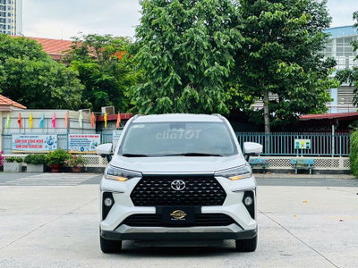 Toyota Veloz 1.5 Top 2022 Trắng 30.000 km
