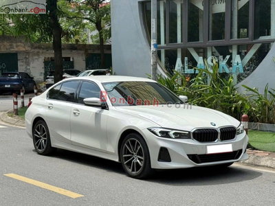 Xe BMW 3 Series 320i Sport Line 2024