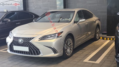 Xe Lexus ES 250 2025