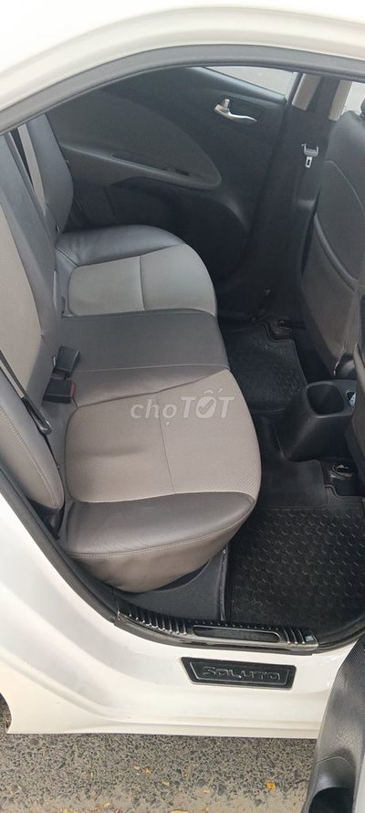 Kia Soluto Deluxe MT 2022 Trắng Số sàn 14 vạn
