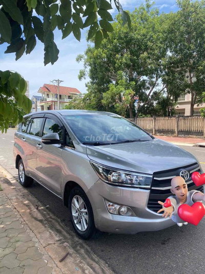Toyota Innova 2017 Bạc xám