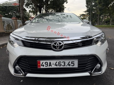 Xe Toyota Camry 2.0E 2018