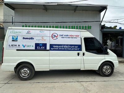 Ford Transit Trắng 3 chỗ