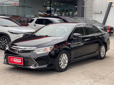 Xe Toyota Camry 2.0E 2015