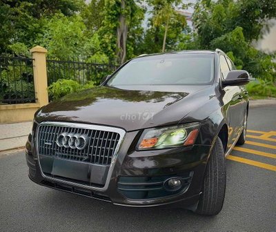 Audi Q5 2010 Số tự động Nâu