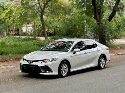 Xe Toyota Camry 2.0G 2021