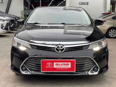 Toyota Camry 2.0E 2015, đen, biển TP(giảm từ 10tr)