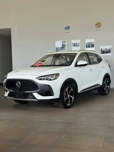 MG HS SUV cỡ C giá hạng B 55X triệu