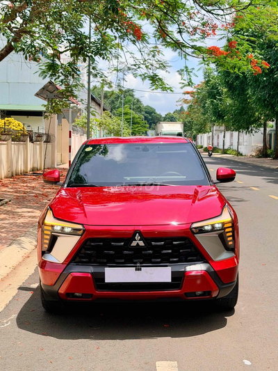 Mitsubishi Xforce Premium 2024 Đỏ 4900km