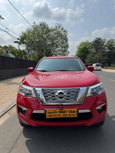 Nissan Terra 2.5 E 4x2 2018 Đỏ 7 chỗ