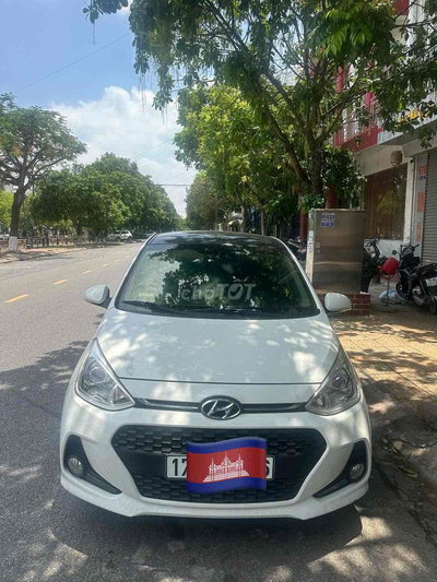 Hyundai Grand i10 Trắng 5 chỗ 54846 km