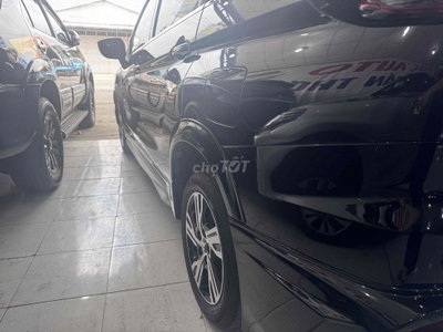 Mitsubishi Xpander 7 chỗ Xăng màu Đen