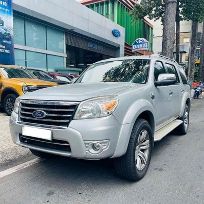 Ford Everest Limited AT 4x2 2010 125.000km 1 chủ