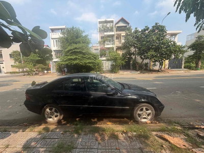 Mercedes-Benz C240 2003 Đen