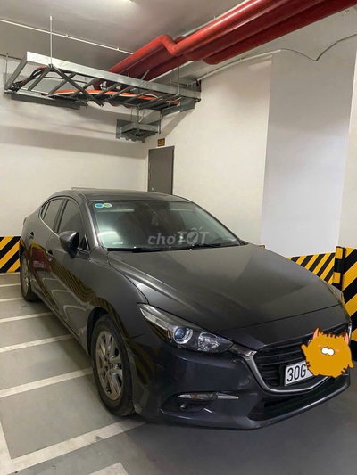 Mazda Mazda 3 2019 35000 km Xám