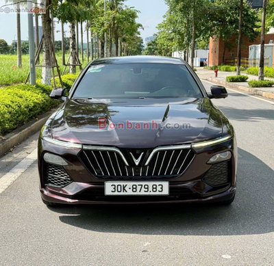 Xe VinFast Lux A 2.0 Base 2.0 AT 2019