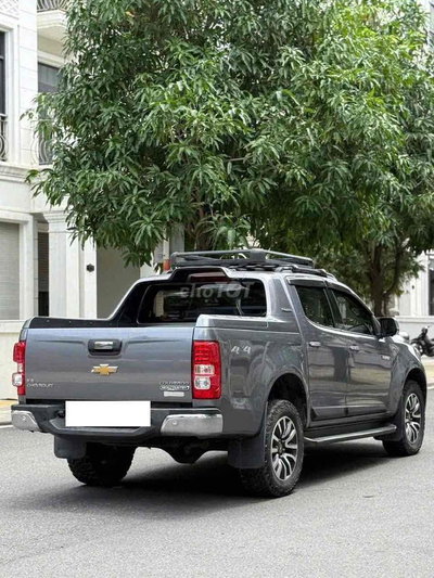 Chevrolet Colorado High Country Số tự động Xám