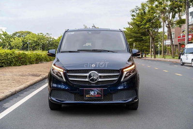 Mercedes V250 Luxury 2021 Xanh cavansite siêu đẹp