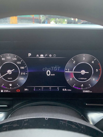 Kia Carnival Signature 2023 55865 km Đen