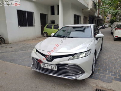 Xe Toyota Camry 2.5Q 2019