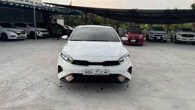 KIA K3 Premium 2.0 AT 2024 Trắng 9.700km
