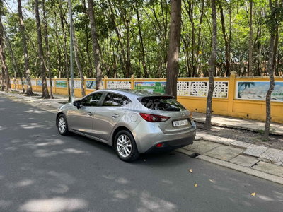 Mazda 3 Hatchback 2016 Bạc
