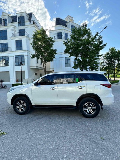Fortuner 2021 bản 1 cầu máy Dầu số Tự động 30/5so