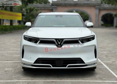 Xe VinFast VF9 Plus 7S 2025