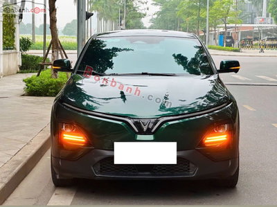 Xe VinFast VF6 Plus 2024