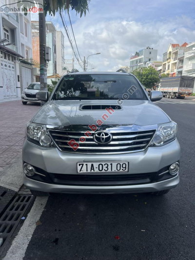 Xe Toyota Fortuner 2.5G 2016