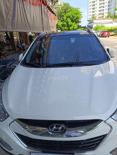 Hyundai Tucson 2010 Trắng Tự động 200000 km