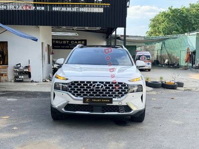 Xe Hyundai SantaFe Cao cấp 2.2L HTRAC 2022