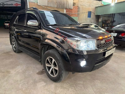 Xe Toyota Fortuner 2.7V 4x4 AT 2010