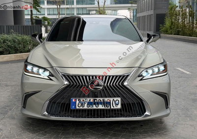 Xe Lexus ES 250 2019