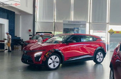 Xe VinFast VF7 Eco 2026