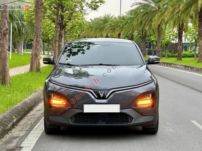 Xe VinFast VF6 S 2024