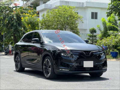 Xe VinFast VF8 Plus AWD 2025