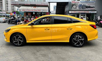 MG MG5 Luxury 2023 Vàng 3 vạn km