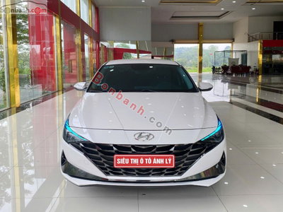 Xe Hyundai Elantra 1.6 AT Đặc biệt 2024