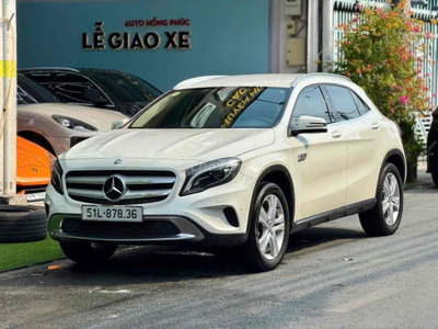 Mercedes-Benz GLA200 2016 Trắng Tự động 7 cấp