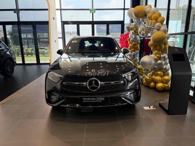 Mercedes GLC300 2025 siêu lướt chính hãng
