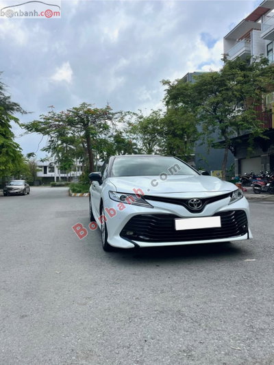 Xe Toyota Camry 2.5Q 2021