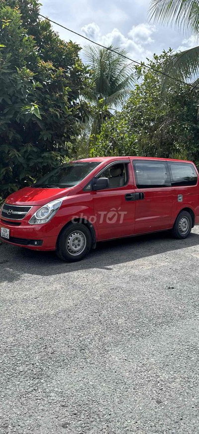 Hyundai Starex 2008 Dầu Số sàn Đỏ