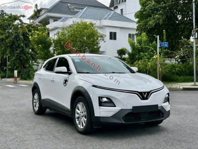 Xe VinFast VF6 Eco 2025