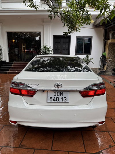 Toyota Camry 2.0E 2018 80000 km Trắng