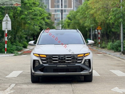 Xe Hyundai Tucson 1.6 AT Turbo HTRAC Đặc biệt 2025