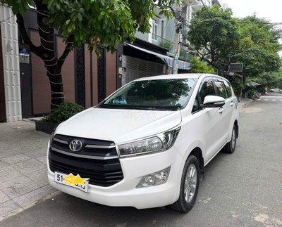 Toyota INNOVA E 2019 số sàn Zin xe gia đình dùng